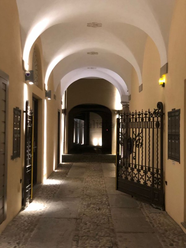 casa indipendente in vendita a Piacenza in zona Centro Storico