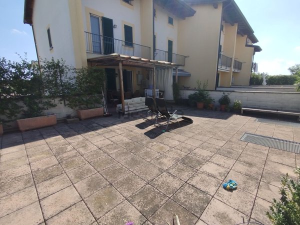 casa indipendente in vendita a Piacenza in zona La Verza