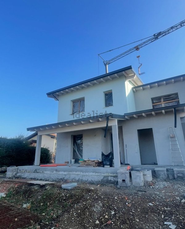 casa indipendente in vendita a Piacenza in zona Besurica