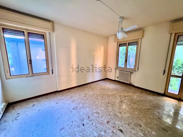 casa indipendente in vendita a Piacenza in zona Barriera Genova