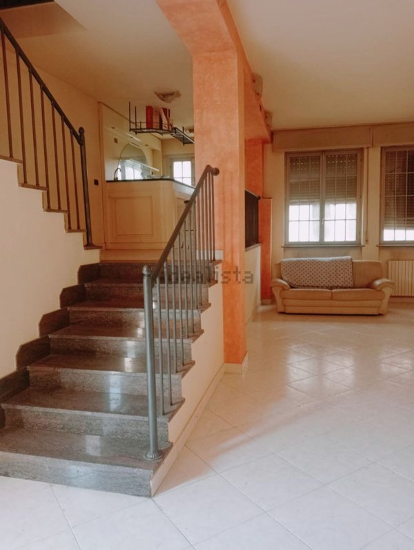 casa indipendente in vendita a Piacenza in zona Baia del Re