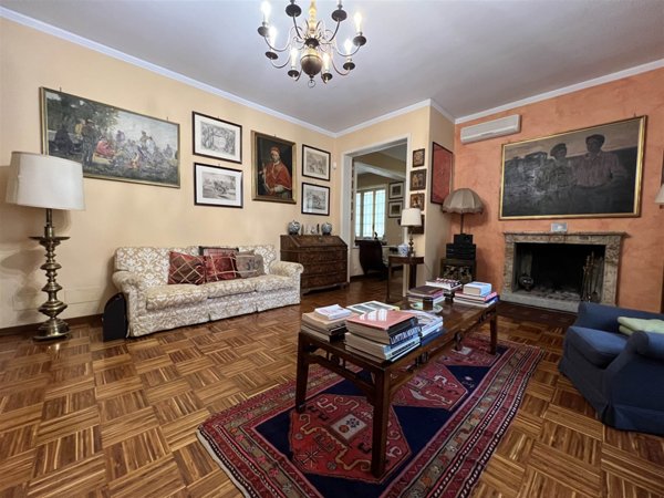 casa indipendente in vendita a Piacenza in zona Belvedere / Quartiere Duemila