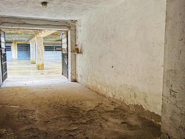 casa indipendente in vendita a Piacenza in zona Le Mose