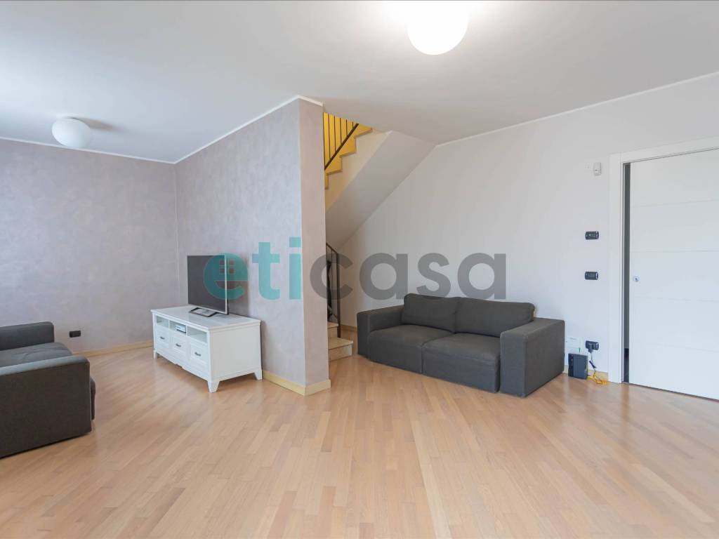 appartamento in vendita a Piacenza in zona Stadio