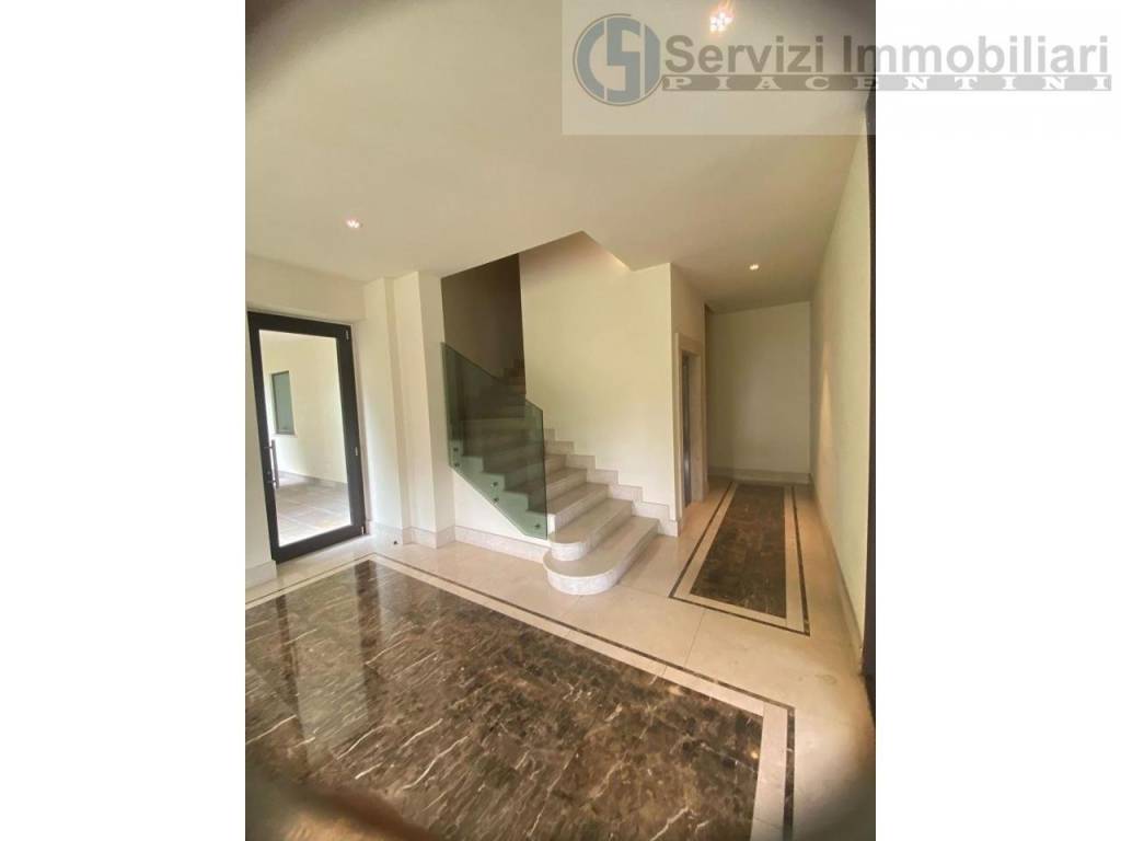 appartamento in vendita a Piacenza in zona Stadio