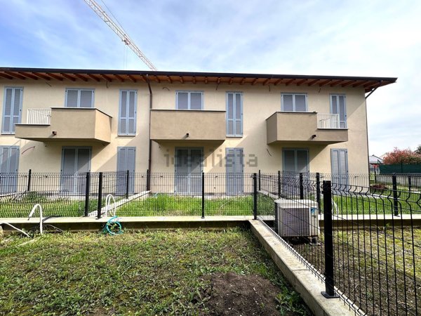 casa indipendente in vendita a Piacenza in zona Besurica