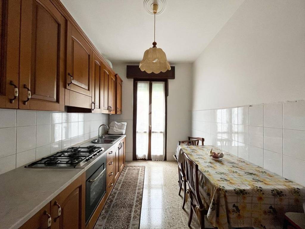 appartamento in vendita a Piacenza in zona Barriera Genova