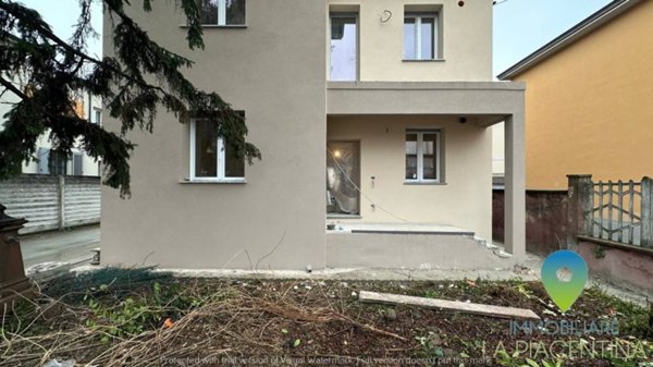 appartamento in vendita a Piacenza in zona Besurica
