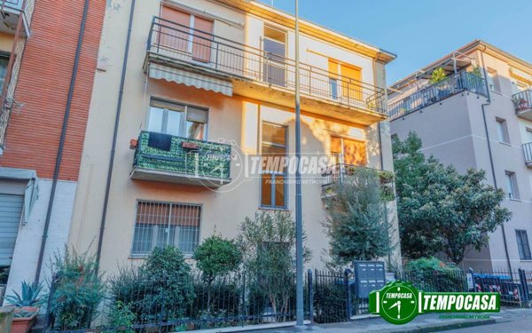 appartamento in vendita a Piacenza in zona Infrangibile