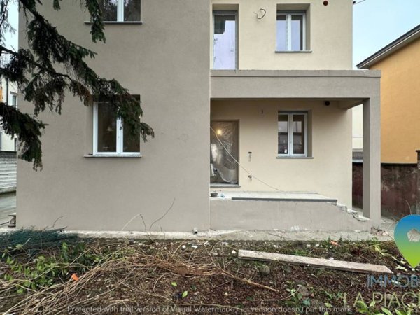 appartamento in vendita a Piacenza in zona Farnesiana