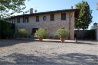 casa indipendente in vendita a Piacenza in zona Centro Storico