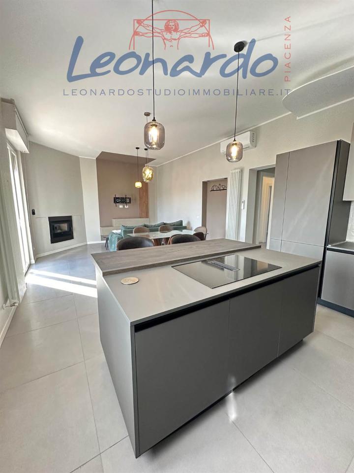 appartamento in vendita a Piacenza in zona Infrangibile