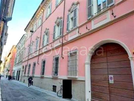 appartamento in vendita a Piacenza in zona Centro Storico