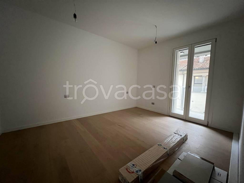 appartamento in vendita a Piacenza in zona Centro Storico