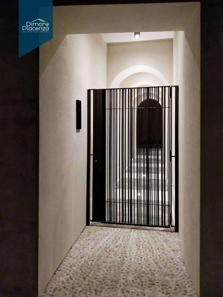 appartamento in vendita a Piacenza in zona Centro Storico