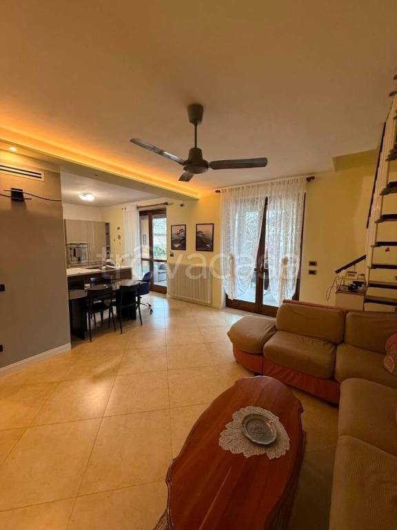 appartamento in vendita a Piacenza in zona Baia del Re