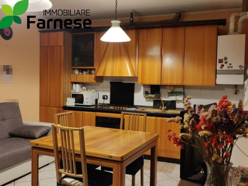 appartamento in vendita a Piacenza in zona Farnesiana