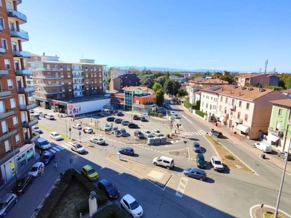 appartamento in vendita a Piacenza in zona Barriera Genova