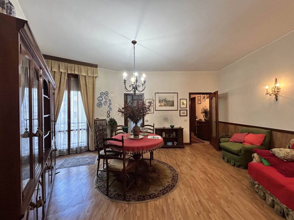 appartamento in vendita a Piacenza in zona Stadio