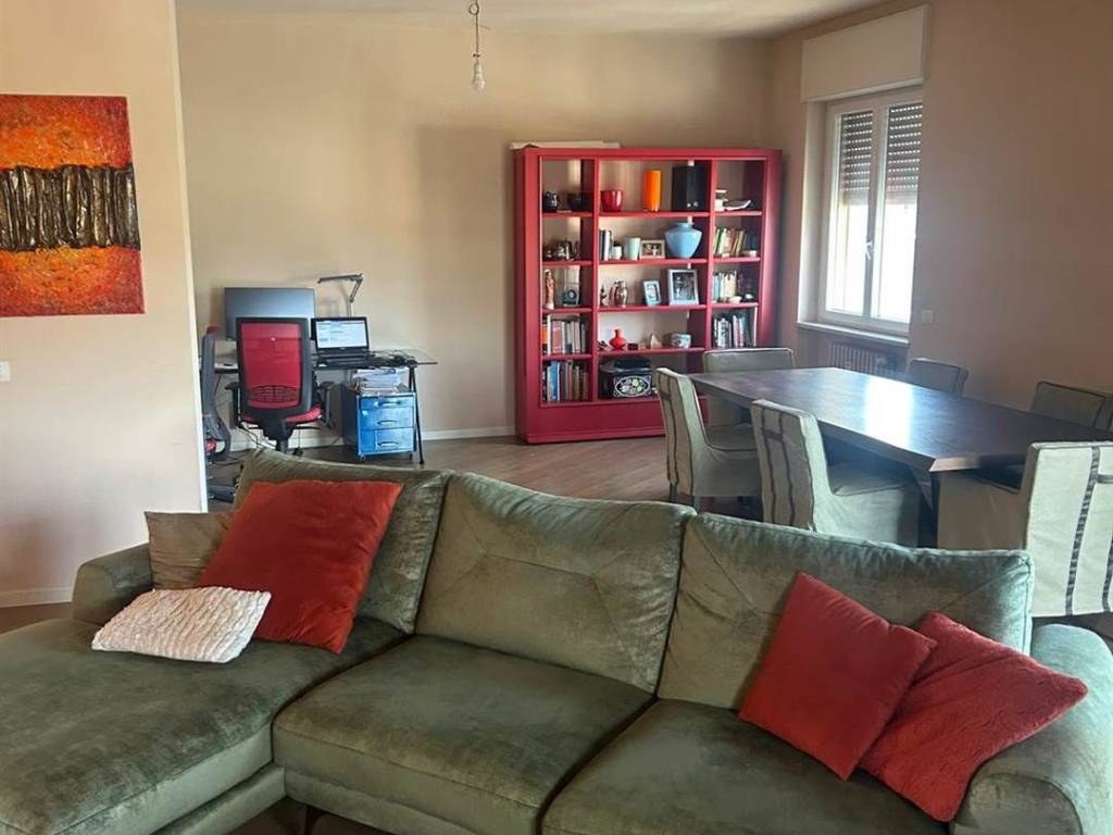 appartamento in vendita a Piacenza in zona Barriera Genova