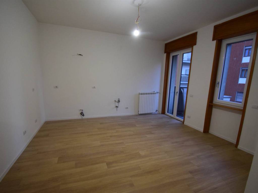 appartamento in vendita a Piacenza in zona Barriera Genova