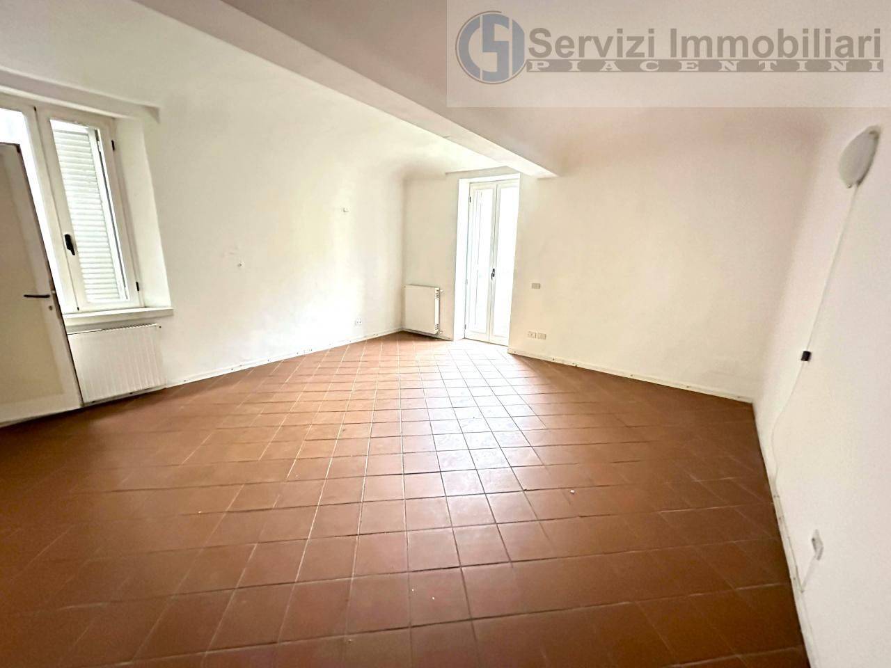 appartamento in vendita a Piacenza in zona Centro Storico