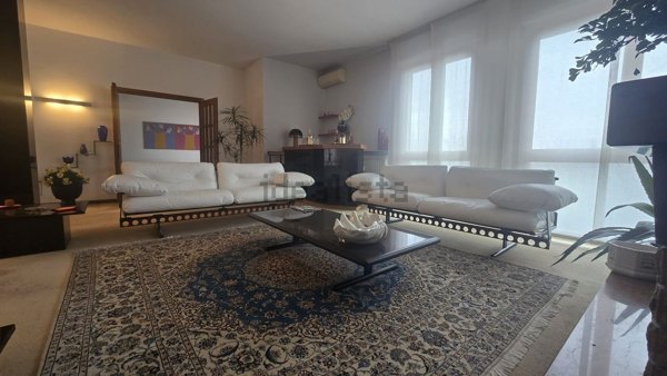 appartamento in vendita a Piacenza in zona Stadio