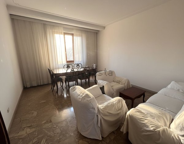 appartamento in vendita a Piacenza in zona Barriera Genova