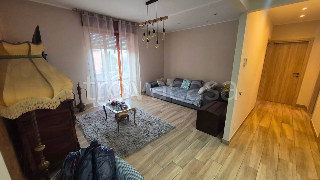 appartamento in vendita a Piacenza in zona Baia del Re