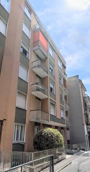 appartamento in vendita a Piacenza in zona Infrangibile