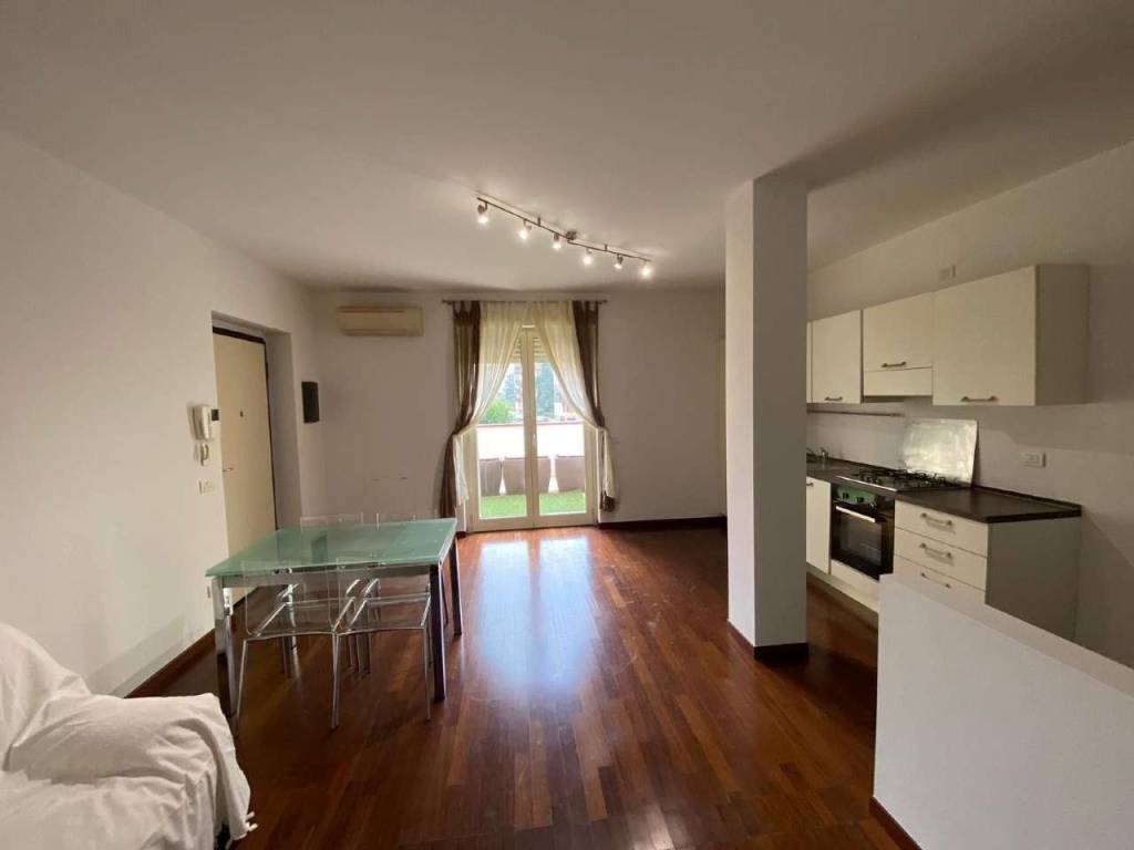 appartamento in vendita a Piacenza in zona Stadio