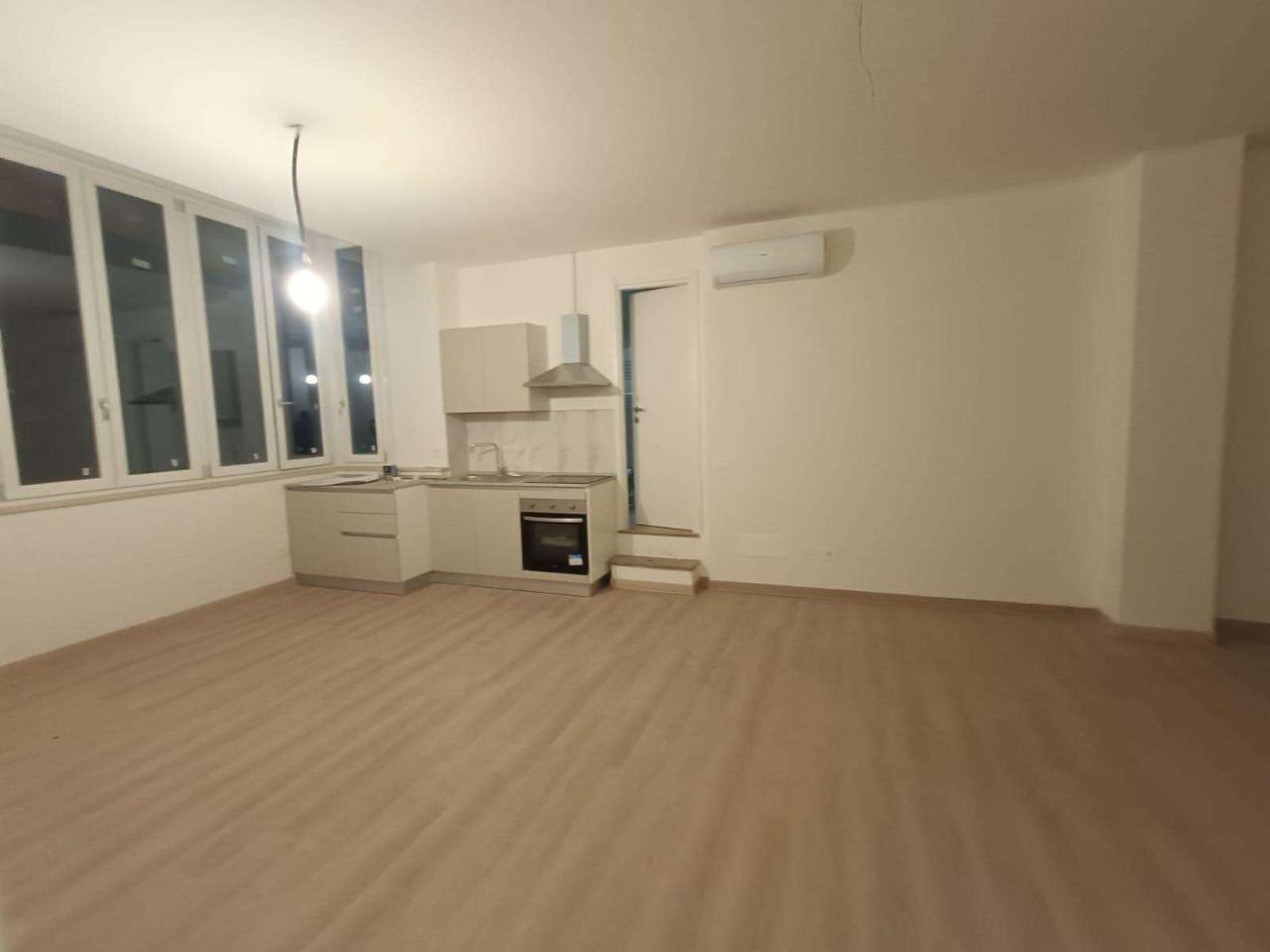 appartamento in vendita a Piacenza in zona Centro Storico