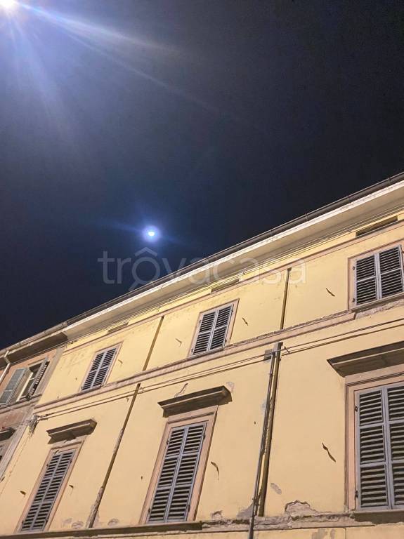 casa indipendente in vendita a Piacenza in zona Centro Storico