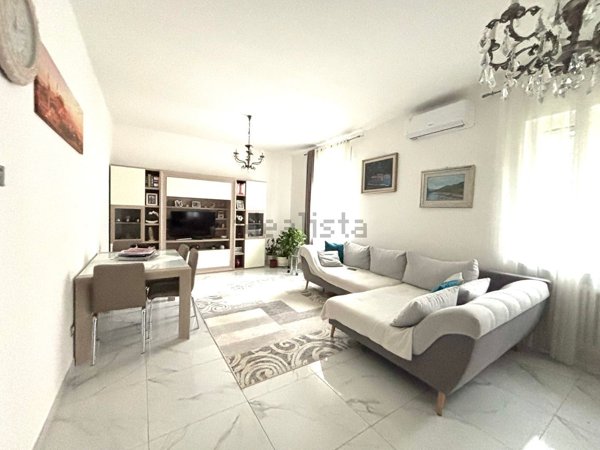 appartamento in vendita a Piacenza in zona Farnesiana