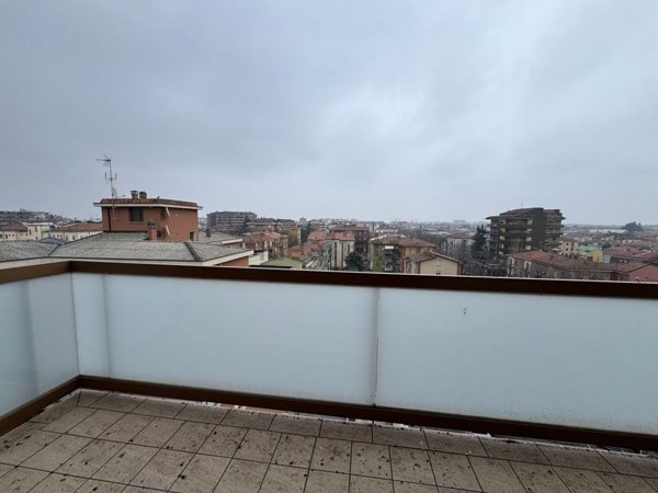 appartamento in vendita a Piacenza in zona Belvedere / Quartiere Duemila