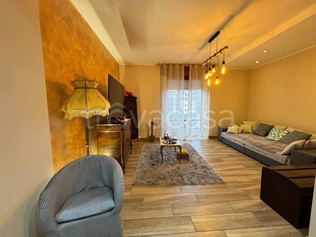 appartamento in vendita a Piacenza in zona Centro Storico