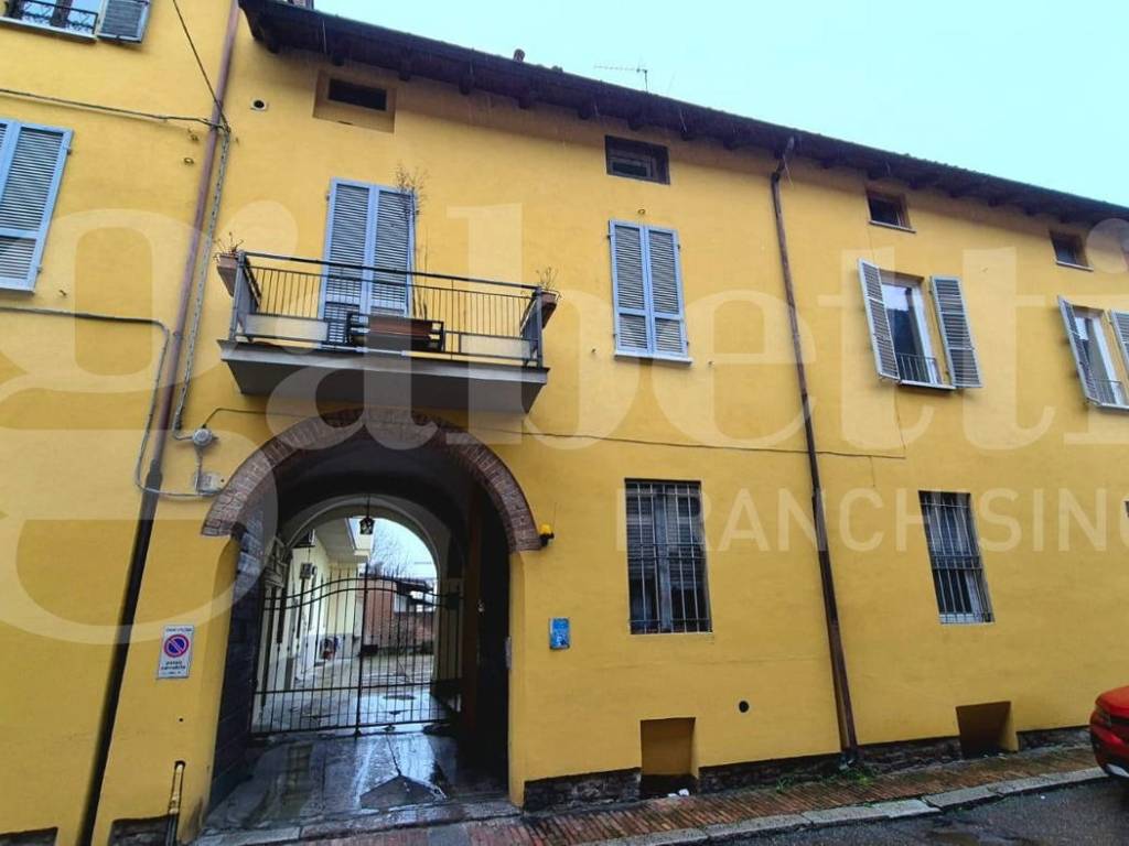 appartamento in vendita a Piacenza in zona Centro Storico