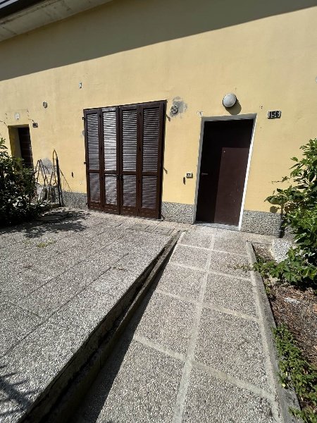 casa indipendente in vendita a Piacenza in zona Roncaglia / Fossadello