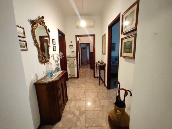 appartamento in vendita a Piacenza in zona Farnesiana