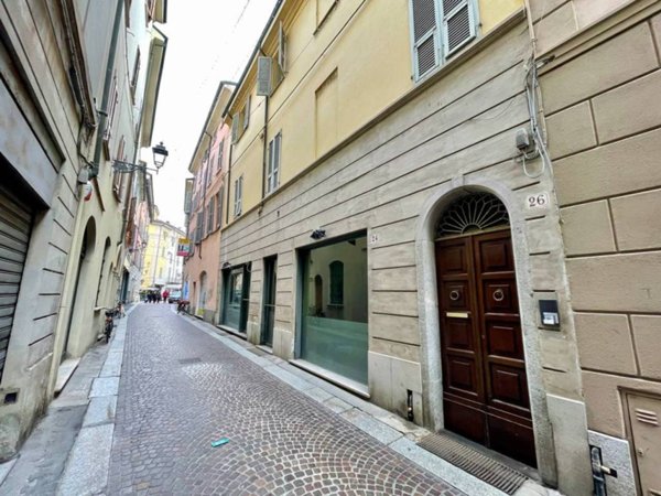 intera palazzina in vendita a Piacenza in zona Centro Storico