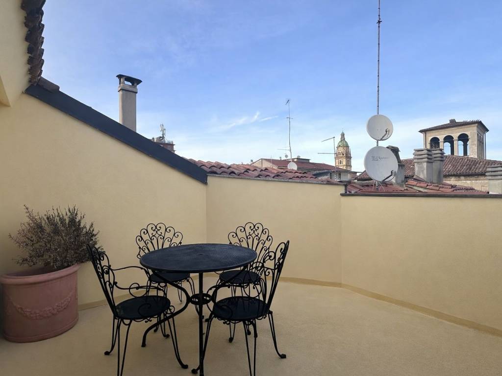 appartamento in vendita a Piacenza in zona Centro Storico