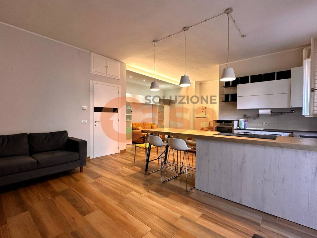 casa indipendente in vendita a Piacenza in zona Belvedere / Quartiere Duemila