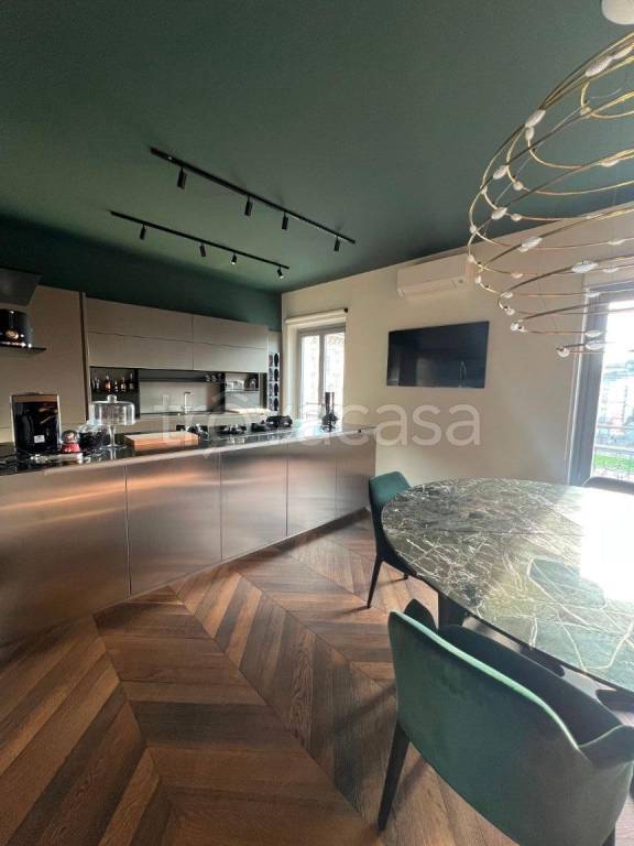 casa indipendente in vendita a Piacenza in zona Centro Storico