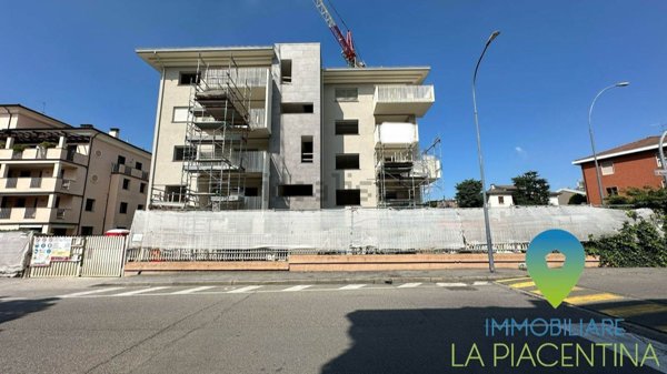 appartamento in vendita a Piacenza in zona Barriera Genova