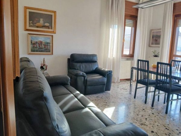 appartamento in vendita a Piacenza in zona Stadio