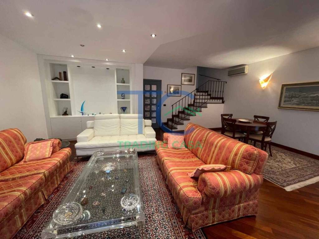 casa indipendente in vendita a Piacenza in zona Baia del Re