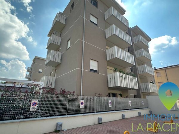 appartamento in vendita a Piacenza in zona Stadio