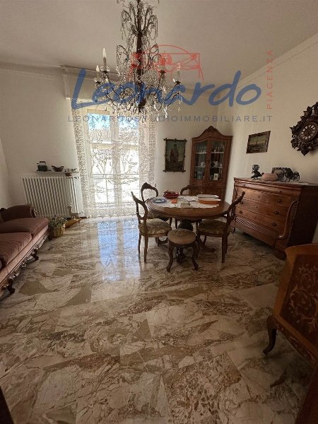 appartamento in vendita a Piacenza in zona Belvedere / Quartiere Duemila