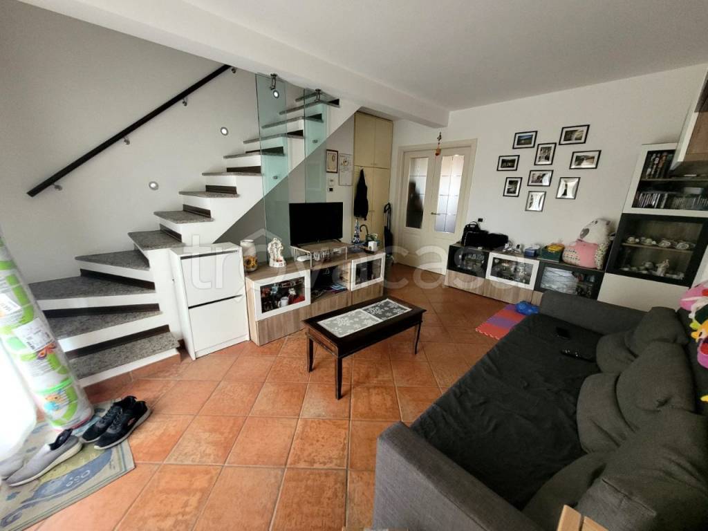 appartamento in vendita a Piacenza in zona Infrangibile