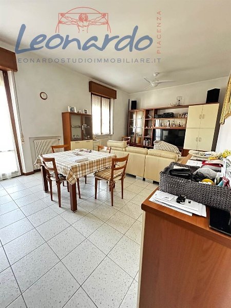 appartamento in vendita a Piacenza in zona Belvedere / Quartiere Duemila